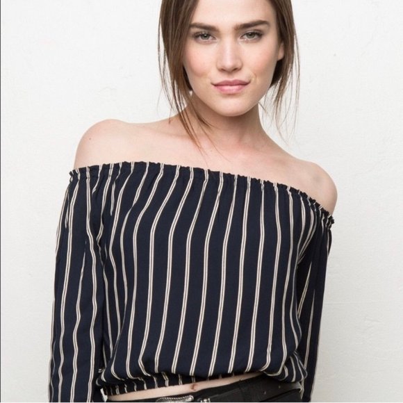 Brandy Melville Striped Maura Top - Picture 1 of 3